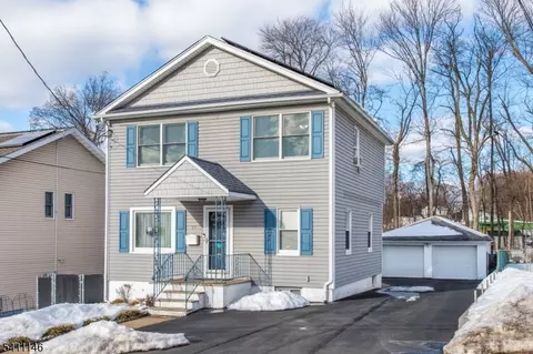 15 Rose Pl, Woodland Park, NJ 07424