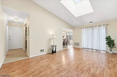 297 Alpine Way #C, Woodbridge Twp, NJ 07095