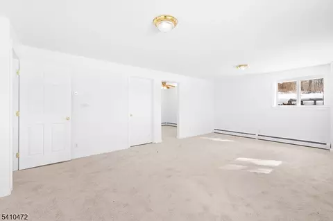 2 Beemer Rd, Wantage, NJ 07461 photo 20
