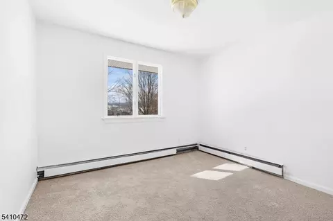 2 Beemer Rd, Wantage, NJ 07461 photo 15