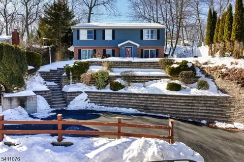 16 White Meadow Rd, Rockaway, NJ 07866
