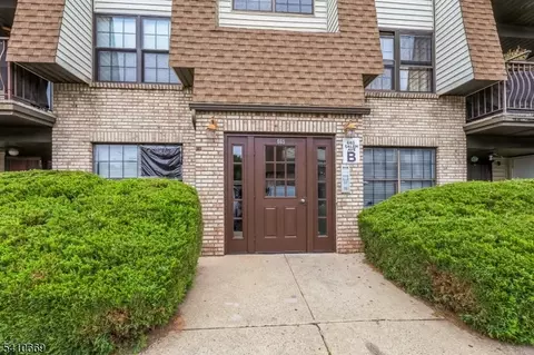 660-672 N Broad St #B3, Elizabeth, NJ 07208