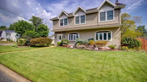 716 Barron Ave, Woodbridge, NJ 07095