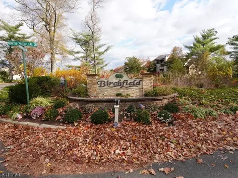 130 Birchfield Ct # B, Mount Laurel Twp, NJ 08054