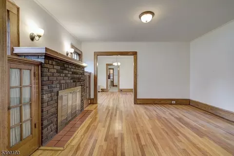 Living - 24 Brook St, Springfield, NJ 07081 photo 1 of 6