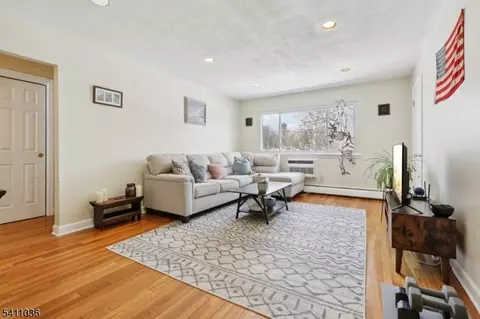 35 Espy Rd #5B, Caldwell, NJ 07006