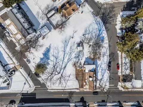 946 Kennedy Blvd, Manville, NJ 08835