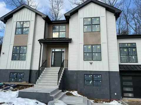 24 Peterson Rd, Wayne, NJ 07470 photo 2