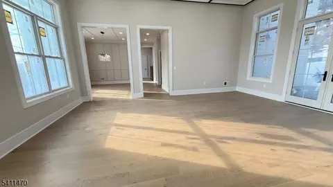 24 Peterson Rd, Wayne, NJ 07470 photo 6
