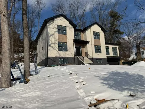 24 Peterson Rd, Wayne, NJ 07470 photo 28