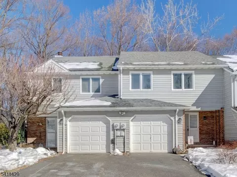 186 Patriots Rd, Morris Plains, NJ 07950