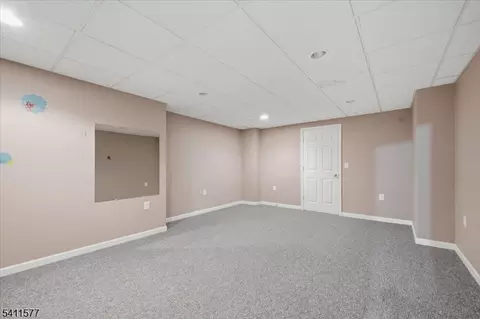13 Old Schoolhouse Rd, Asbury, NJ 08802 photo 32