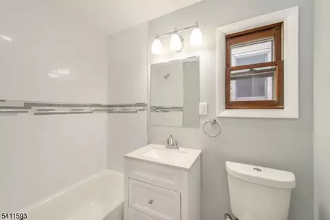 46 Center St, Clifton, NJ 07011