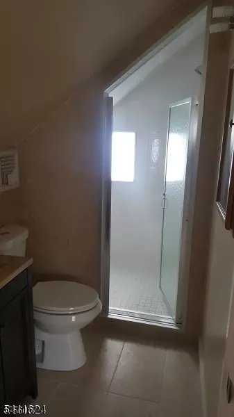 100 Lyons Ave #2, Newark, NJ 07112