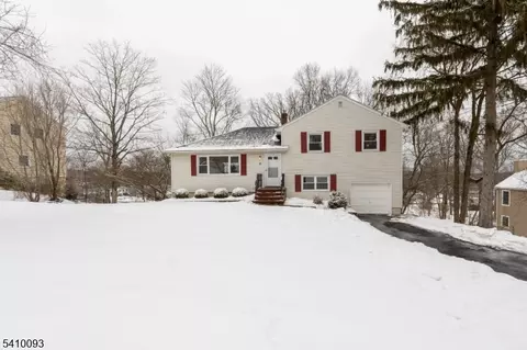 5 Cherry St, Morris Plains, NJ 07950