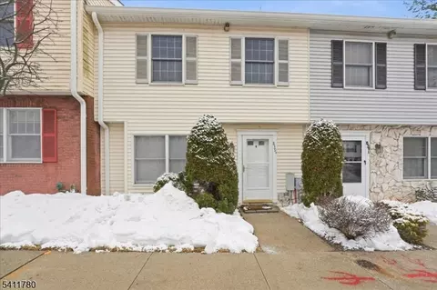 839 Valley St #B, Vauxhall, NJ 07088
