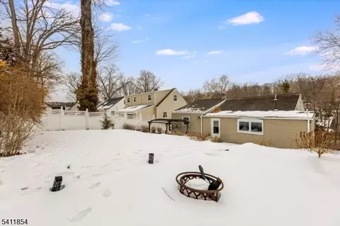 19 Pinecrest Ter, Wayne, NJ 07470 photo 30