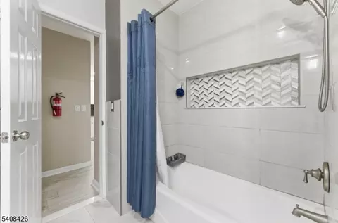 2108 Schindler Ln, Wayne, NJ 07470 photo 18