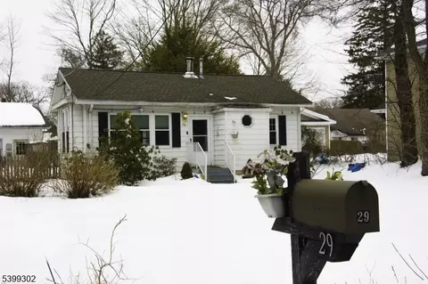 29 Forest Rd, Budd Lake, NJ 07828