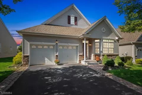 15 Republic Row, Somerset, NJ 08873