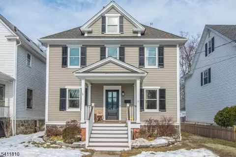 11 Hazlett St, Morristown, NJ 07960