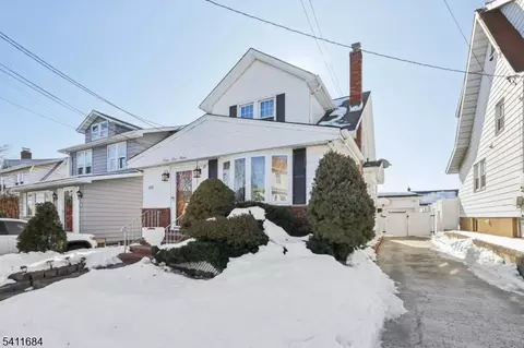 169 E 6th St, Clifton, NJ 07011