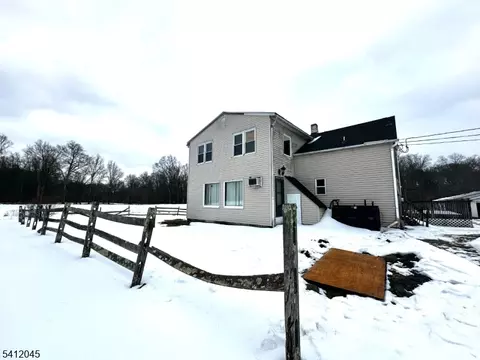 73 Featherbed Ln, Flemington, NJ 08822