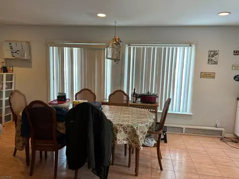 Dining - 73 Featherbed Ln, Flemington, NJ 08822 photo 1 of 1
