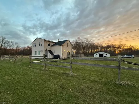 73 Featherbed Ln, Flemington, NJ 08822