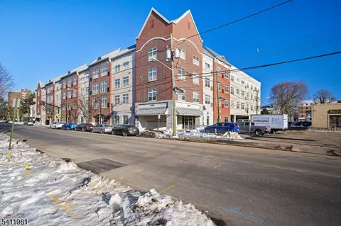 400 E Front St #420, Plainfield, NJ 07060