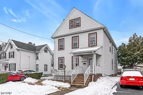 17 Grandview Ave, North Plainfield, NJ 07060