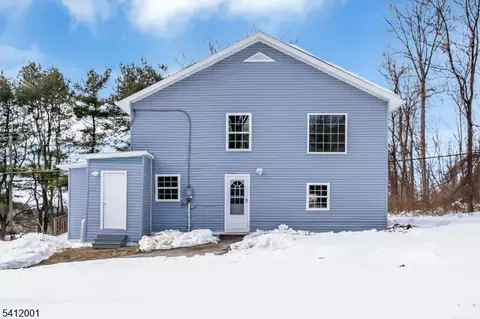 70 Lake Wallkill Rd, Sussex, NJ 07461