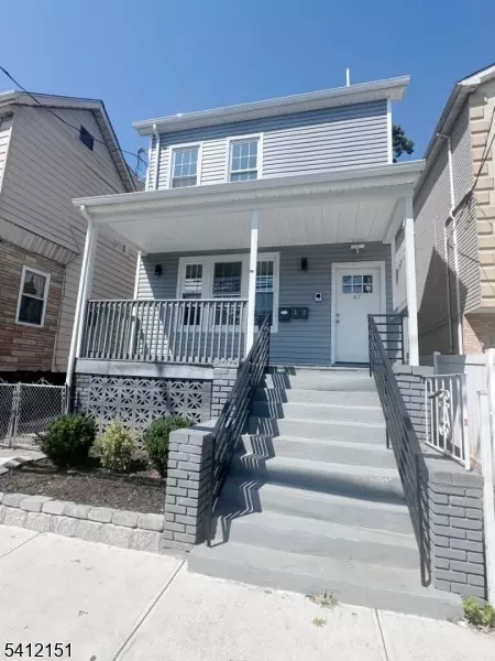 47 Aldine St, Newark, NJ 07112