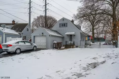 180 Beech St, Belleville, NJ 07109