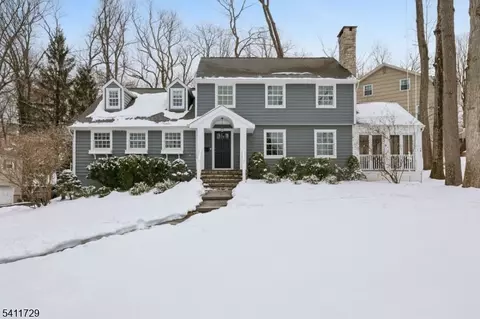 65 Seven Oaks Dr, Summit, NJ 07901