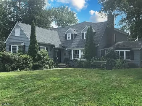 16 Walnut Ct, South Orange Village, NJ 07079