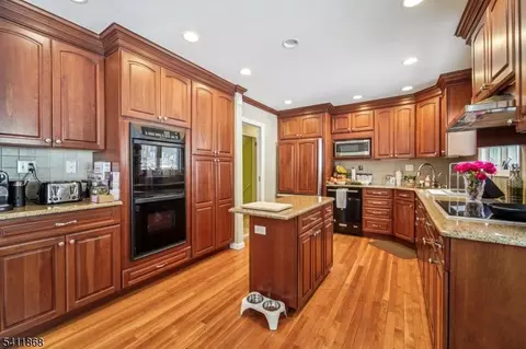 406 Indian Rd, Wayne, NJ 07470 photo 15