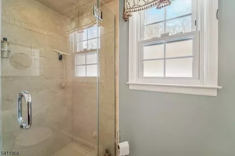 406 Indian Rd, Wayne, NJ 07470 photo 20