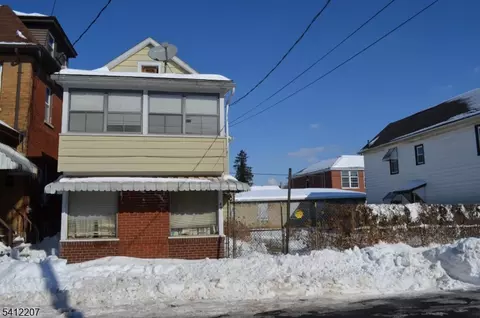 47 Lewis St, Phillipsburg, NJ 08865