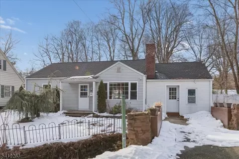 811 Mountain Ave, Bound Brook, NJ 08805
