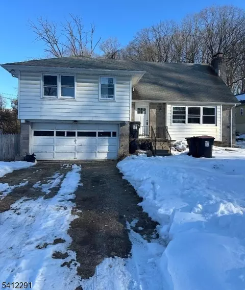 652 Carpentersville Rd, Phillipsburg, NJ 08865