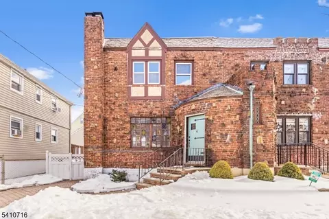 124 Belgrove Dr, Kearny, NJ 07032