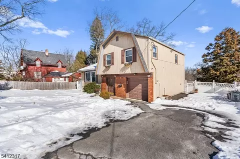 406 Kinderkamack Rd, River Edge, NJ 07661