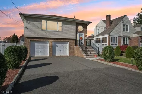44 Joseph St, Clark, NJ 07066