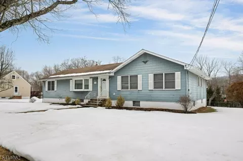 48 Deerfield Rd, Wayne, NJ 07470