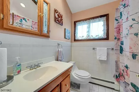 48 Deerfield Rd, Wayne, NJ 07470 photo 20