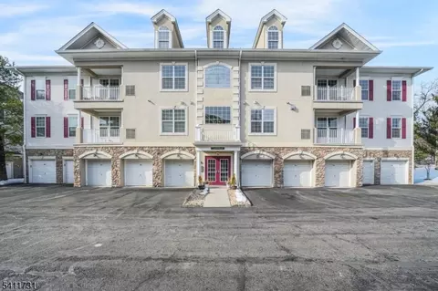 4 Cliff Rd UNIT B2, Woodland Park, NJ 07424