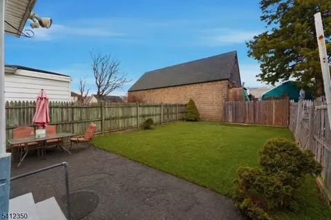 16 Steiner Pl, North Plainfield, NJ 07060 photo 33