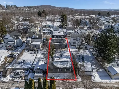 167 Belvidere Ave, Washington, NJ 07882