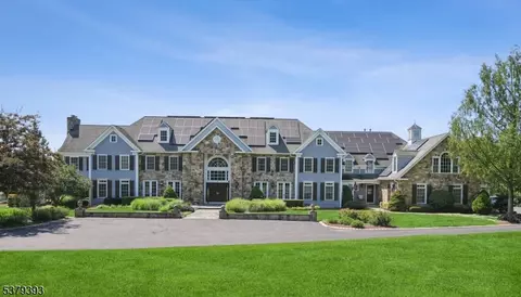 875 Larger Cross Rd, Far Hills, NJ 07931